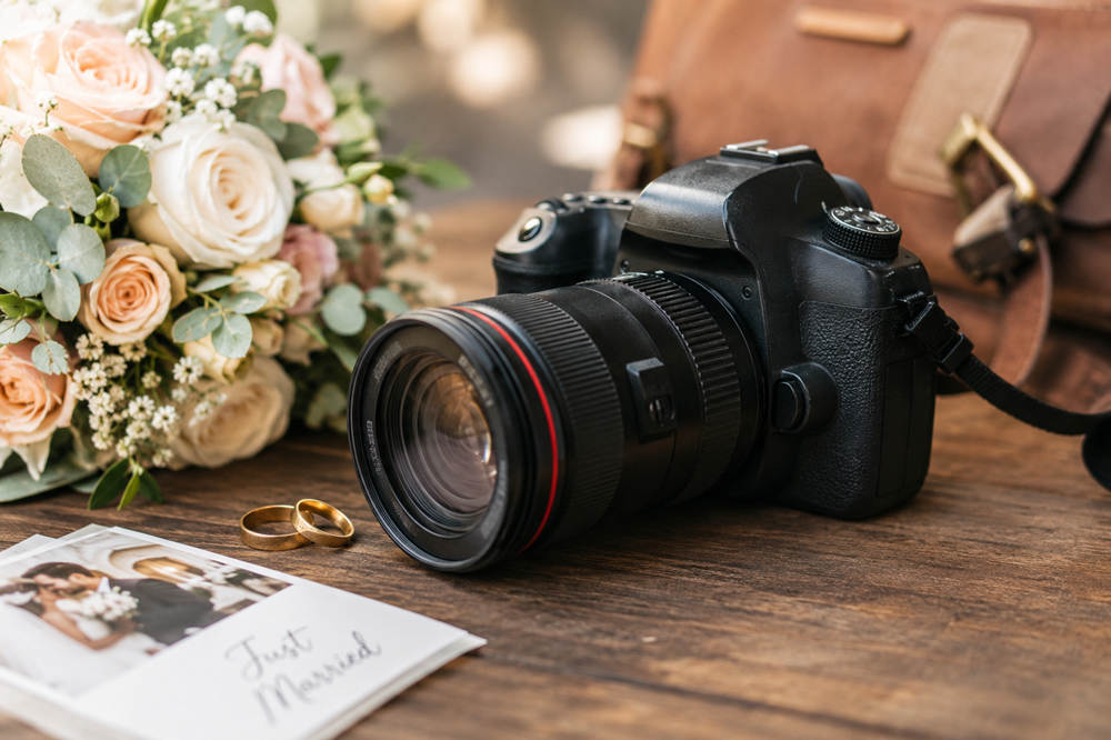How much does a wedding photographer cost